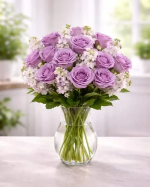 arreglo de 12 rosas lila con perrito, entrega en monterrey a domicilio